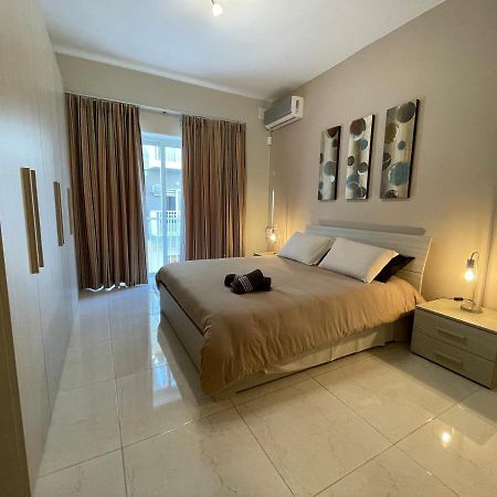 Verdi Apartment - Spacious Modern Apartment, Close To Valletta Santa Vennera Exterior photo